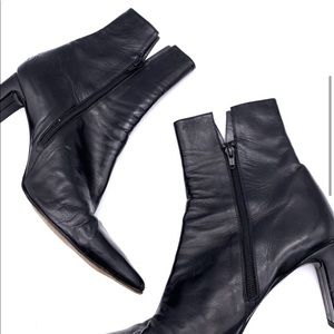 Stuart Weitzman Pattres Ankle Boots Black